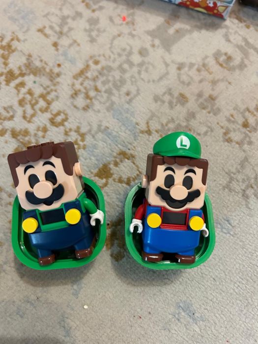 Lego Super Mario seturi diverse cu figurine incluse