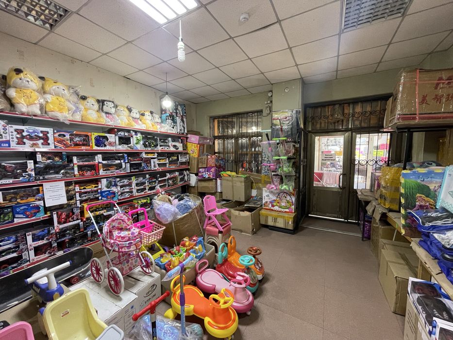 бутик арендага берыледы