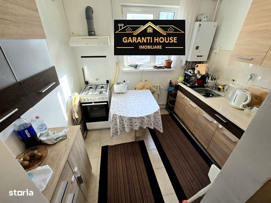 Victoriei, apartament cu 2 camere, etaj 3, partial mobilat, 69 500€