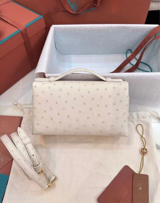 Geanta Loro piana piele naturala 100%  pe stoc