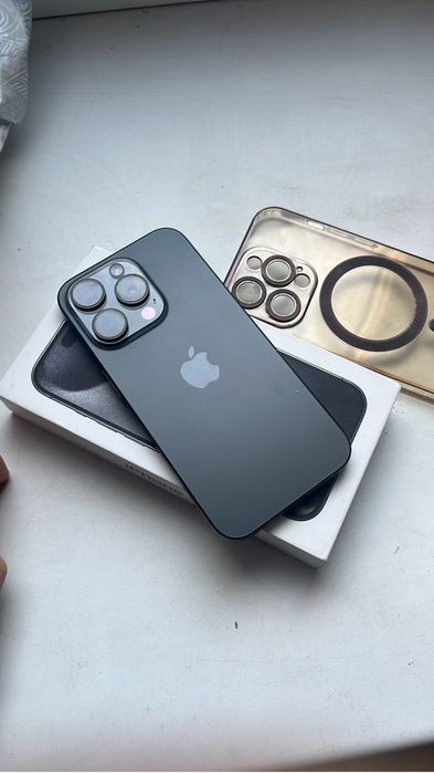 Айфон 15 Про eSim