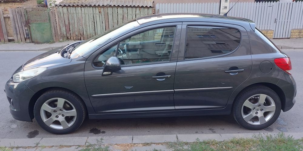 Vand Schimb Peugeot 207 Facelift 1.6i 2011 Euro 5 200.000km De Import