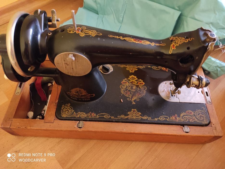 Ръчна шевна машина