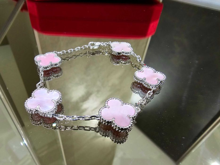 Van Cleef & Arpels VCA Silver Pink Opal 5 Motif Alhambra Дамска Гривна