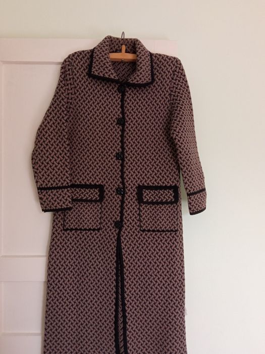 Пальто демисезонные.