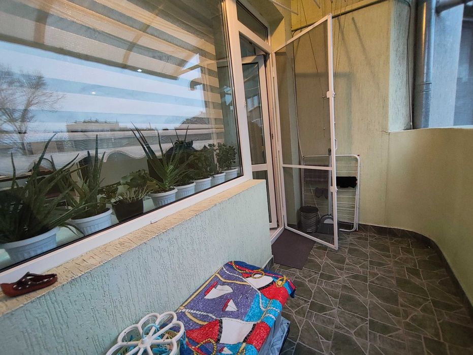 Продава се Двустаен апартамент в Търговище, Център - 60 кв.м за 1692 €/кв.м - Снимка #4