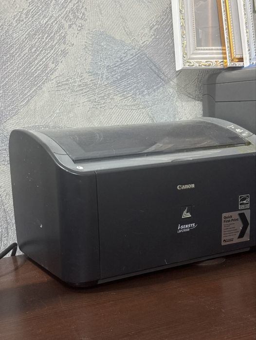 Принтр canon использованный.