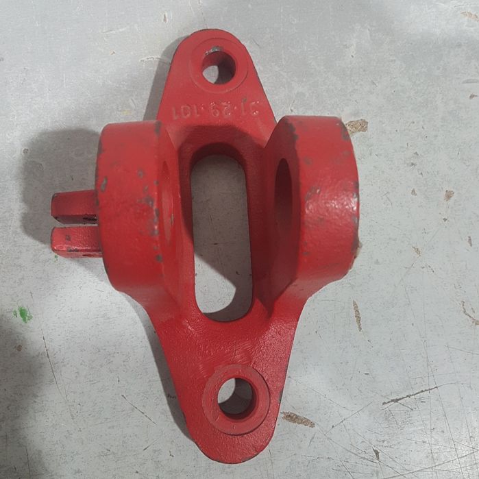 Furca remorcare fata U650 din fonta