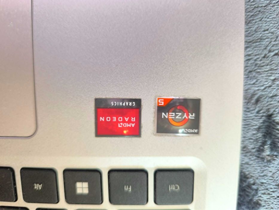 лаптоп Acer Aspire 3