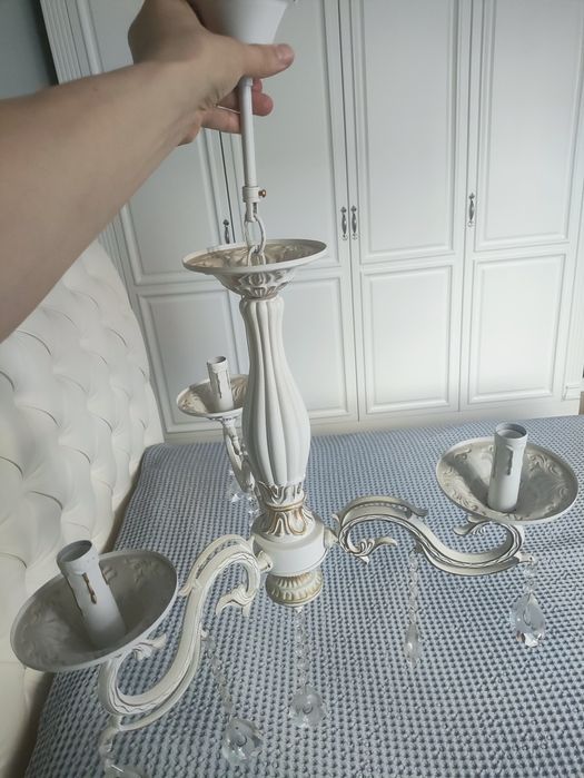 Продам люстру отличное состояние
