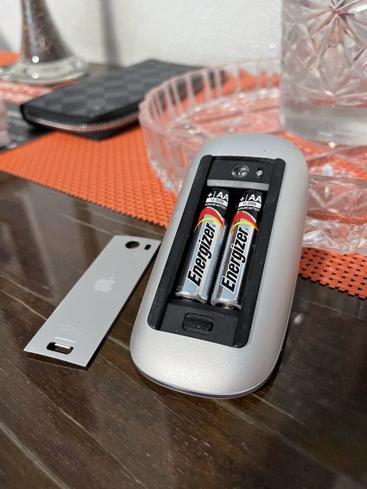 Компьютерная мышь Apple