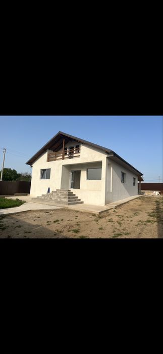 Vand f avantajos casa P+M Șendreni Cartierul Nou de vile!