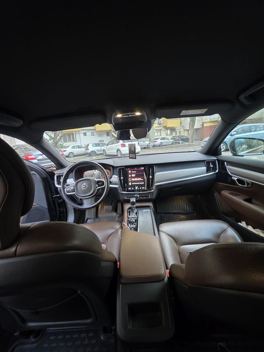 VOLVO S90 D4 2020
