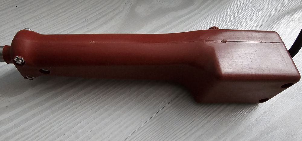 Нож пчеларски за разпечатване на мед