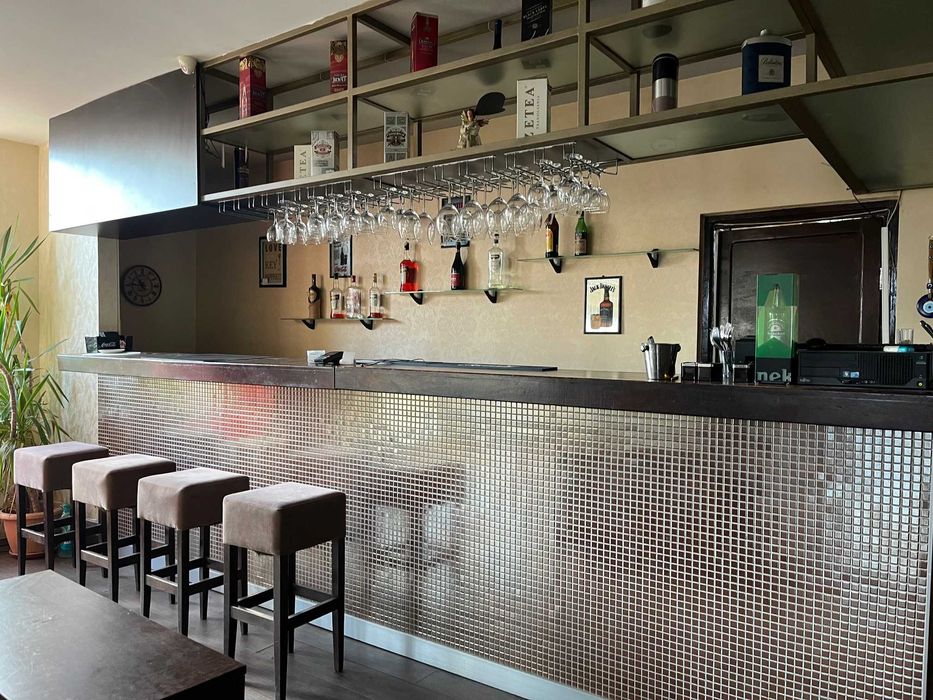 Proprietar -inchirez spatiu comercial - restaurant,showroom ,clinica,etc