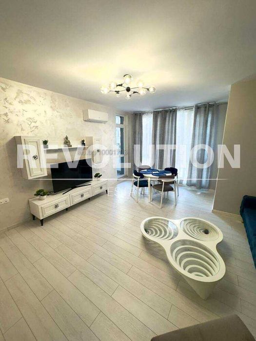 Продава се Двустаен апартамент в Пловдив, Каменица 1 - 80 кв.м за 2438 €/кв.м - Снимка #2