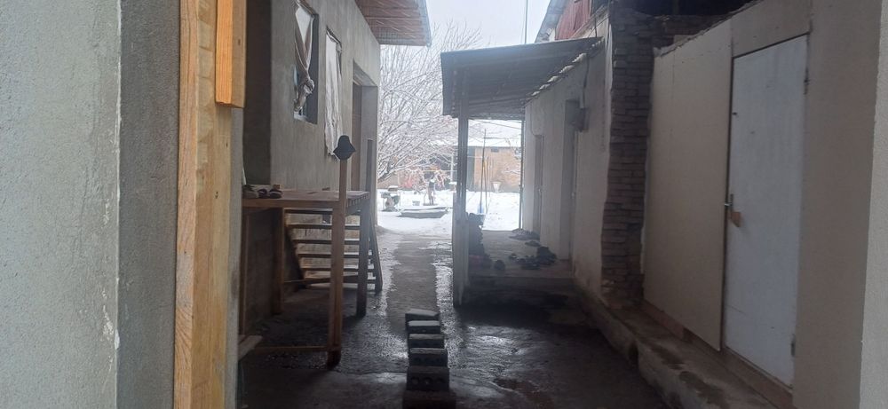 Продам участок 8 сотох с домом