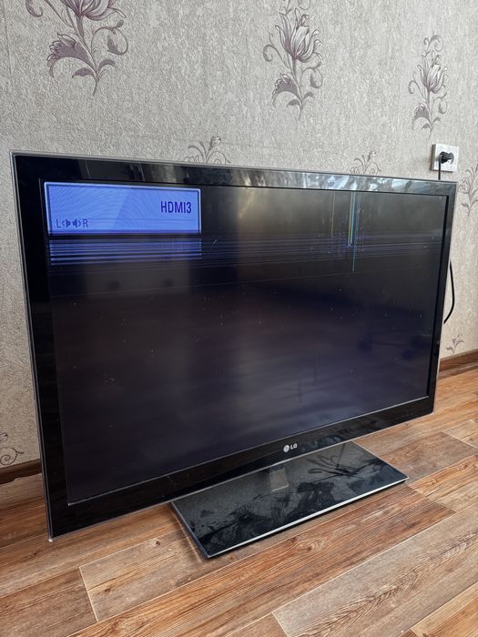 Продам Телевизор LG
