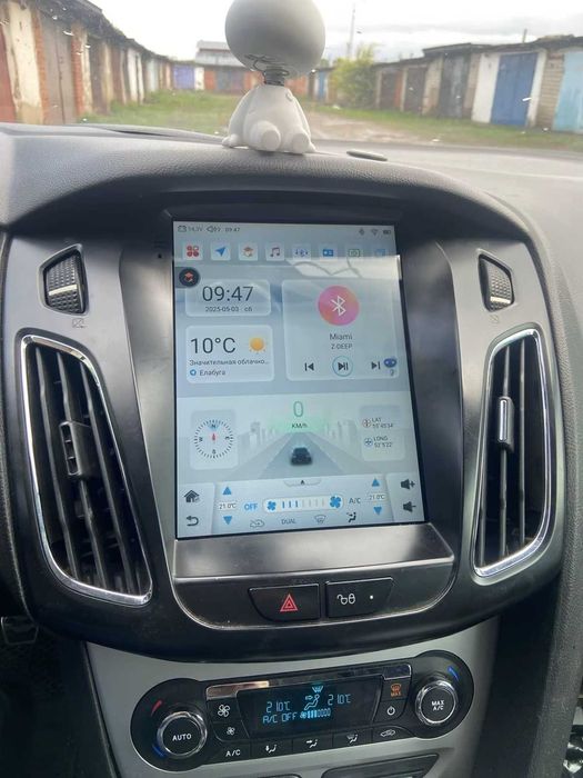 Мултимедия 9.7″ за FORD FOCUS 3 MK3 Android 14 CARPLAY навигация