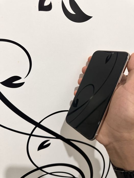 iPhone X продается идеальном состоянии