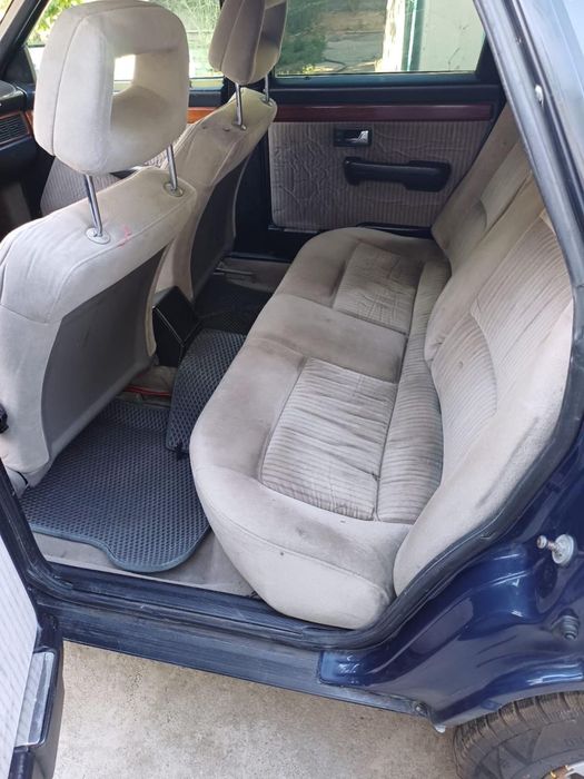 Audi 100 audiiiiiiaaaavbb hffgnkk vcfgb