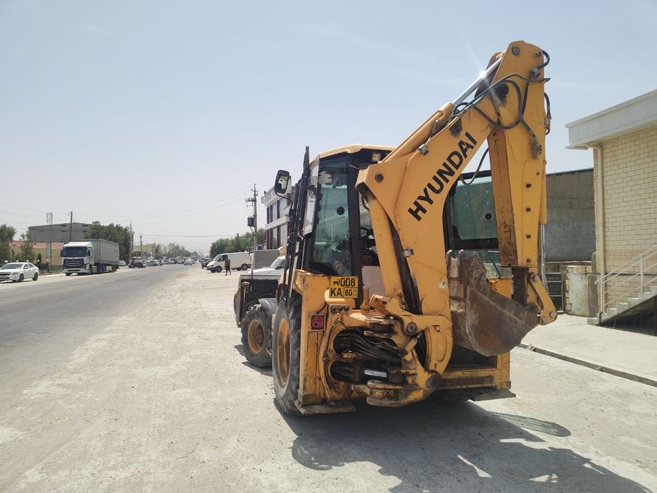 Экискаватор сотилади