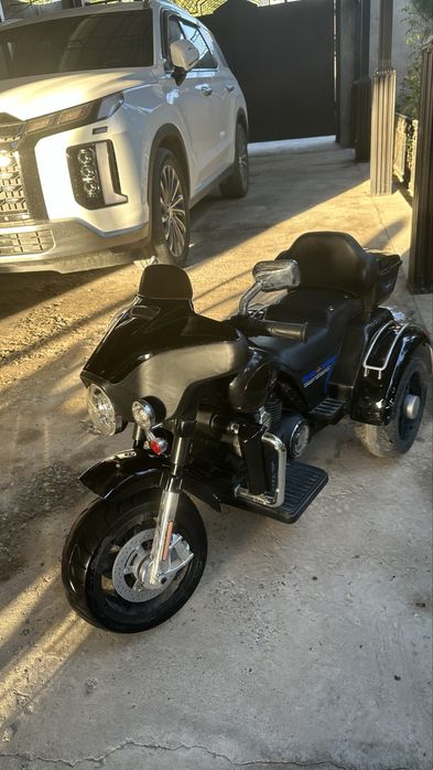 Мотоцикл почти новый