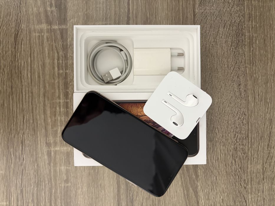 iPhone Xs Gold 64gb - full box