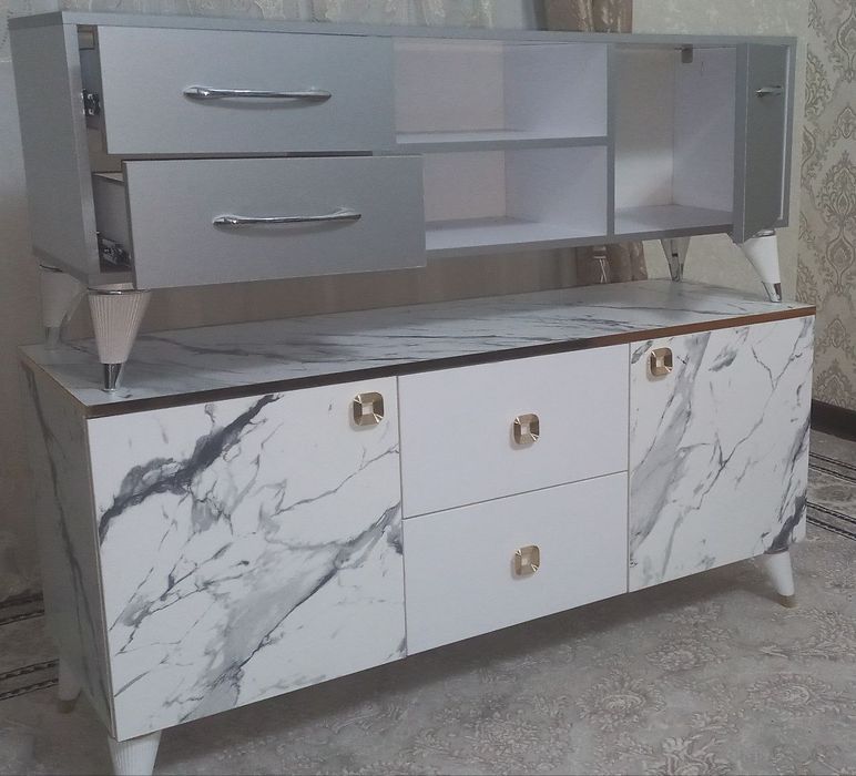 Поставка для Т.В