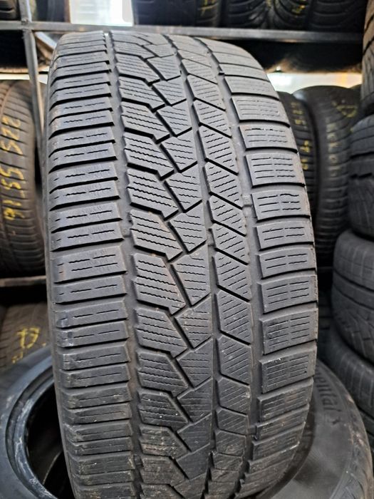 Anvelope desperecheate 255/45 R19 Nokian și 225/40 R19 Continental RFT