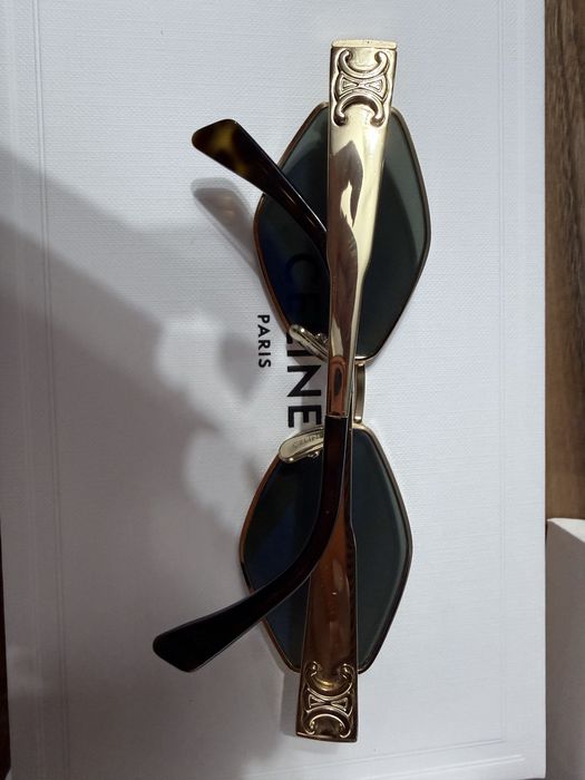 Слънчеви очила Celine Triomphe Gold CL40254U