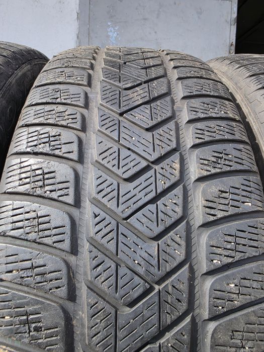 4 бр. зимни гуми 255/50/20 Pirelli  DOT 4316 5 mm