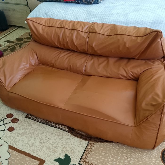 Yengil bag'ining divan, ikki kishilik