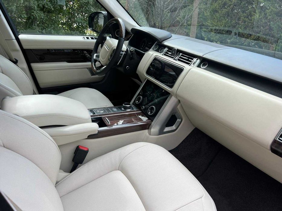 Land Rover-Range Rover