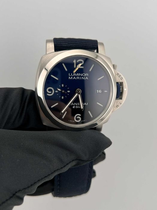Наручные часы Panerai Luminor Marina