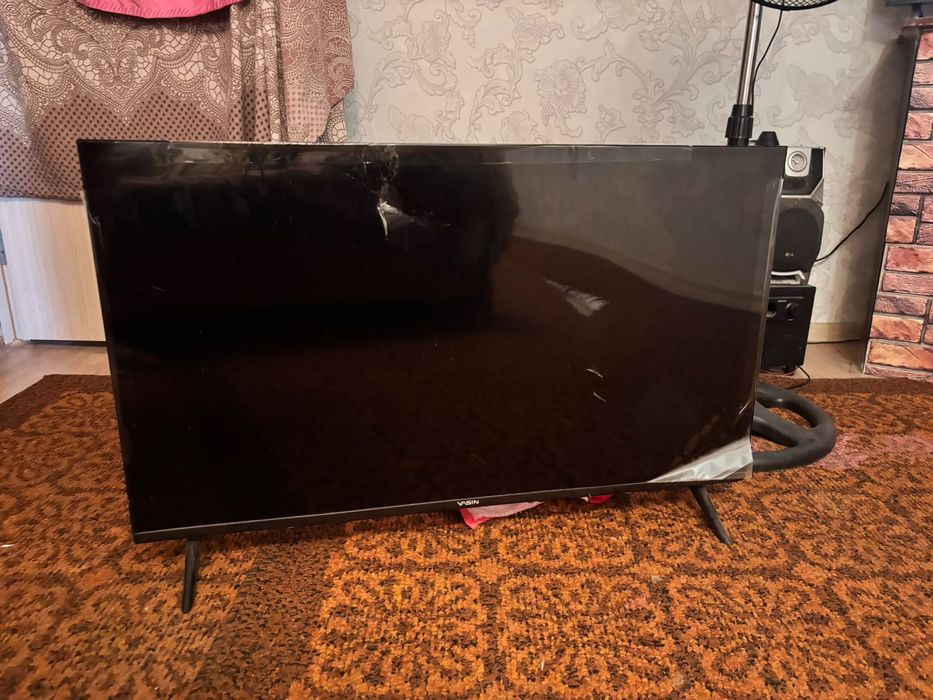 Продам телевизор на запчасти