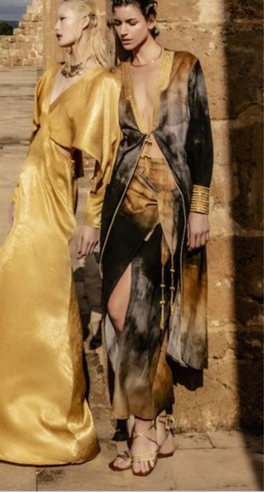 Souvenir Prive комплект кафтан с пола