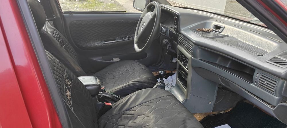 DAEWOO NEXIA 1 срочно сотилади!!!