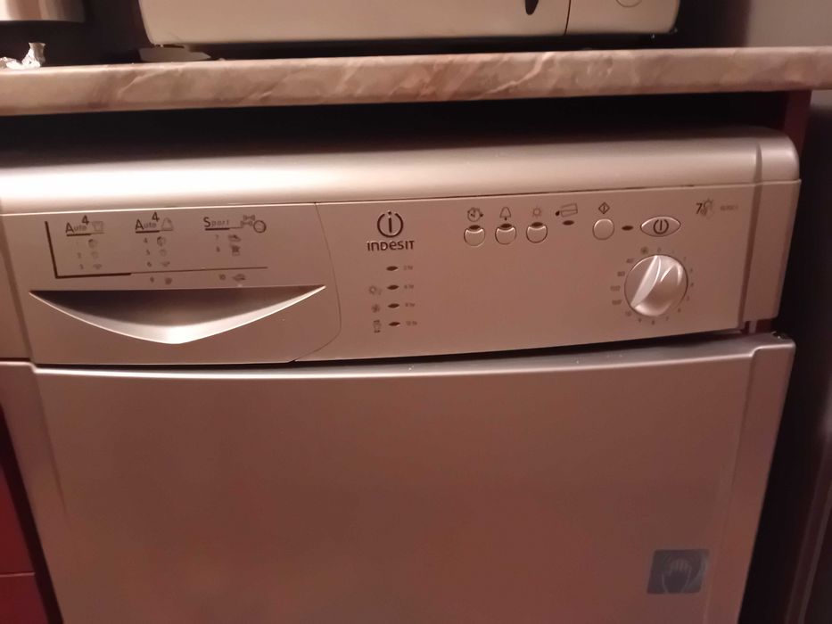 Сушилня 380лв, Indesit