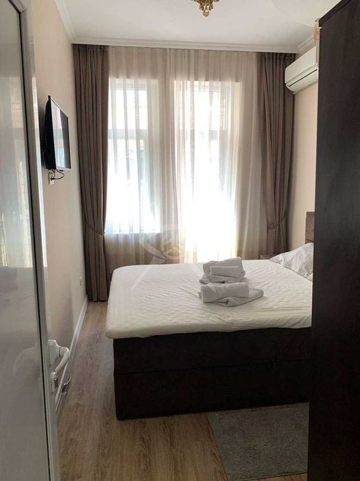 Дава се под наем Тристаен апартамент в Пловдив, Център - 105 кв.м за 747.66 € - Снимка #7