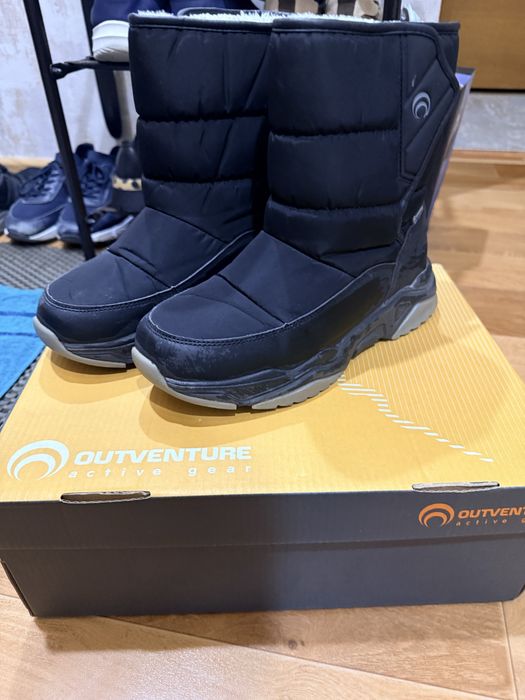 Продам дутыши на мальчика OUTVENTURE 38 размер