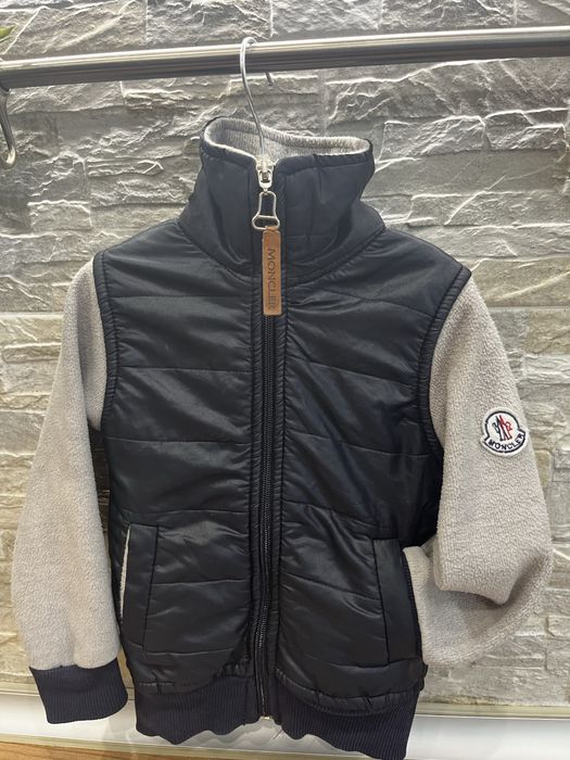 Яке Moncler пролетно-есенно