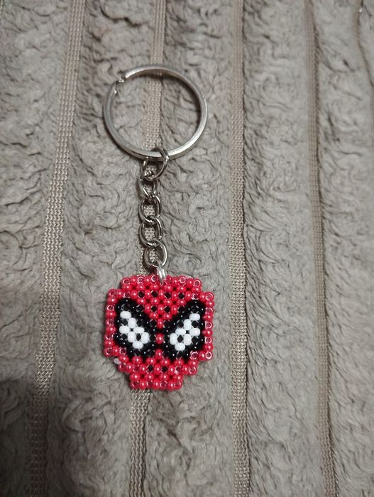 Брелок из бисера