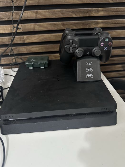 Playstation 4 slim PS 4 500 GB