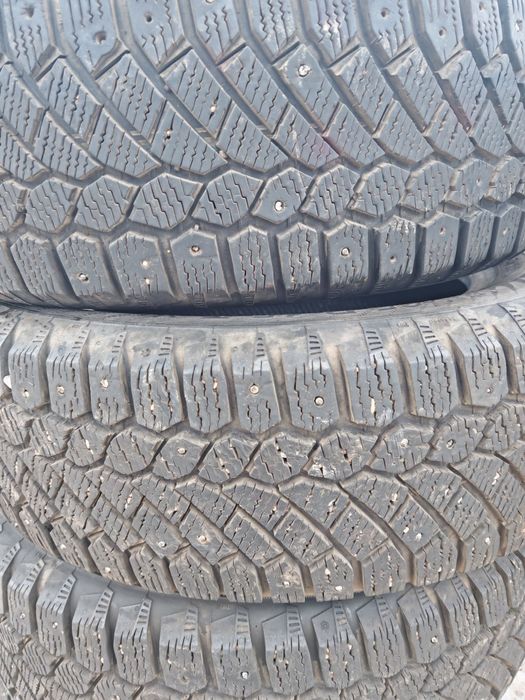 Продам зимние шины  R15