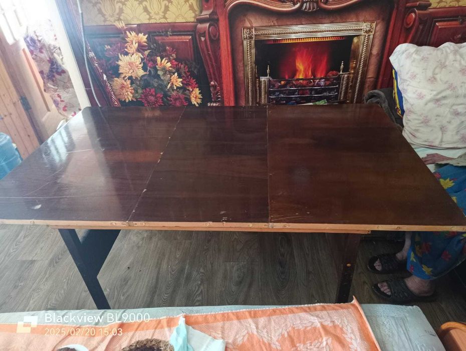 стол с креслом для дома и дачи