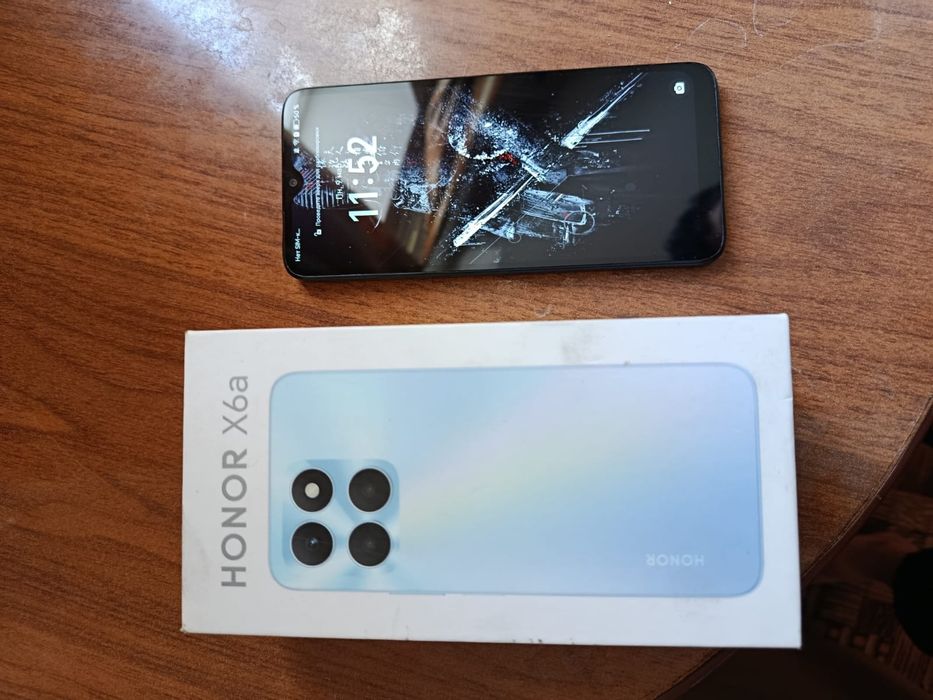 продам телефон в хорошем состояние