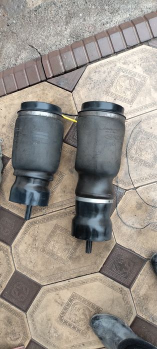 Пневмо боллон на Рендж ровер