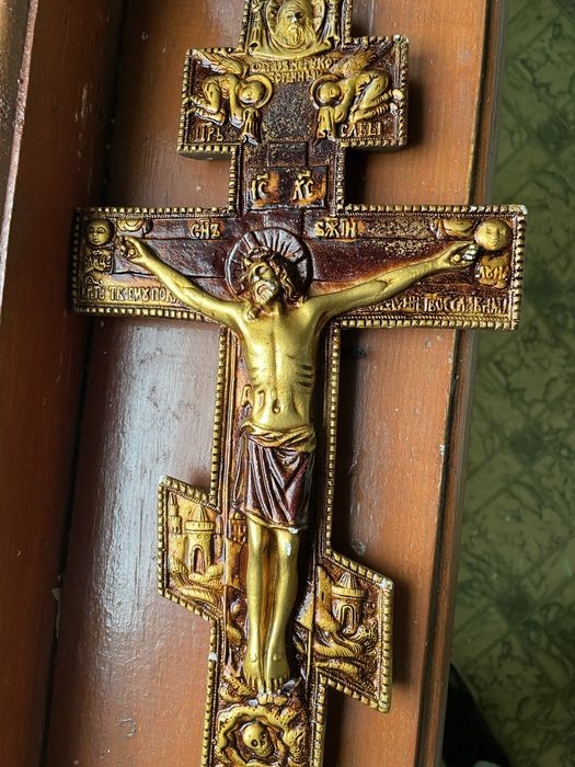 Продам крест настенный