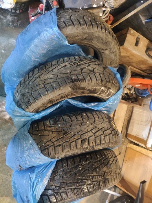 Продам зимние шины